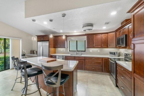 11123 Highland Cir, Boca Raton FL  33428-2719 exterior