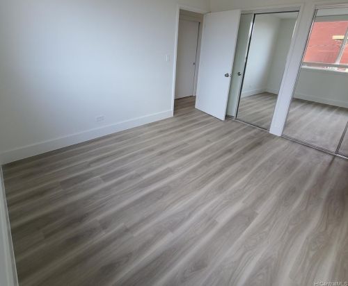 1670 Kalakaua Ave, Honolulu HI  96826-2451 exterior