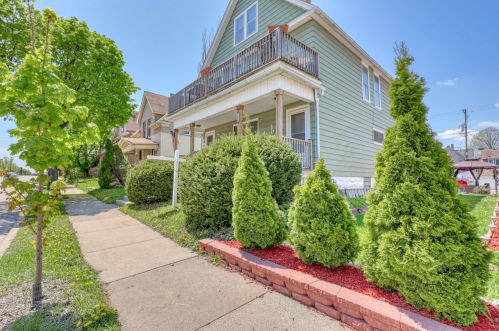 1113 60th St, Milwaukee, WI 53214-3316