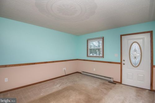 120 Blettner Ave, Hanover PA  17331-9209 exterior