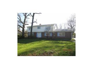 6367 Green Leaves Rd, Indianapolis, IN 46220-4812