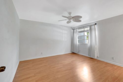 6627 Via Regina, Boca Raton FL 33433-3919 exterior