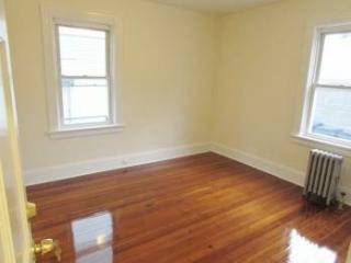 60 Vinton St, Providence RI  02919-2331 exterior