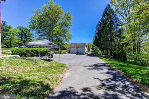 1404 Kepler Rd, Pottstown PA 19464-2107 exterior