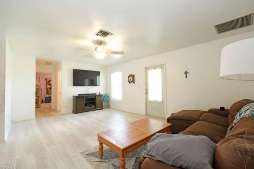 4580 25 Ct, Naples FL 34116-7817 exterior