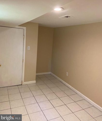 1705 Ft Davis St, Washington DC 20020-1044 exterior