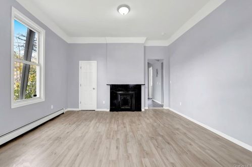 110 10th Ave, Mount Vernon NY 10550-4303 exterior