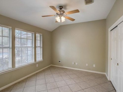 4520 Eagle Feather Dr, Austin TX 78735-6466 exterior