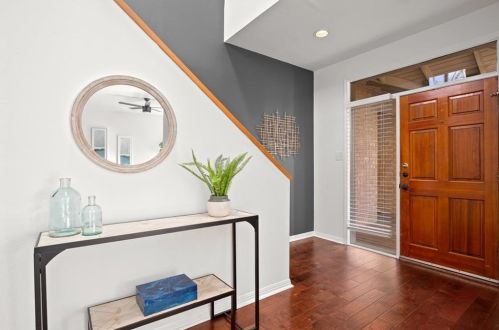 611 45th St, Austin, TX 78751-3238