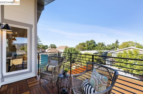 1519 Fairview St, Berkeley CA 94703-2414 exterior