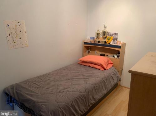 2160 Cumberland St, Philadelphia PA 19125-2245 exterior