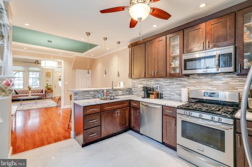 514 Martin St, Philadelphia PA 19146-1822 exterior