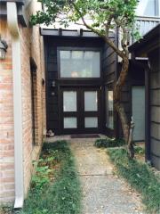 204 Sugarberry Cir, Houston TX  77024-7246 exterior