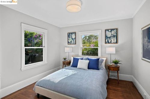 1728 Acton St, Berkeley CA 94702-1913 exterior