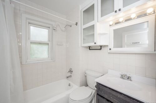 198 State Rd, Briarcliff NY 10510-1405 exterior