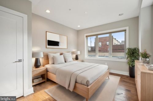 1214 17 St, Philadelphia PA 19132-3929 exterior