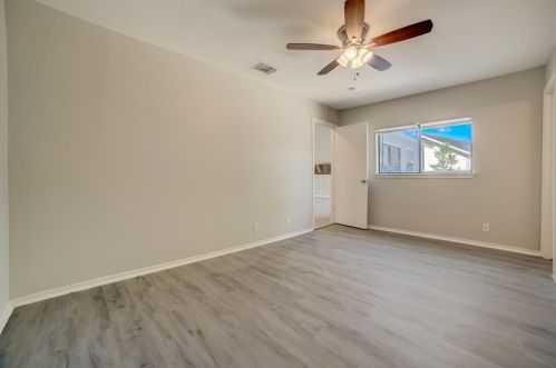 5811 Sun Cyn Dr, San Antonio TX 78244-3221 exterior