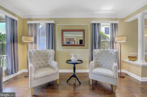 5 Cobblestone Ct, Columbus NJ 08022-1969 exterior