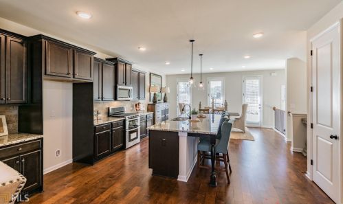 3990 Carver Cir, Atlanta GA 30360 exterior