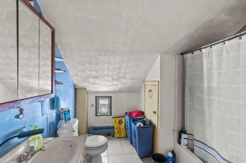 355 Providence St, Woonsocket RI 02895-5173 exterior