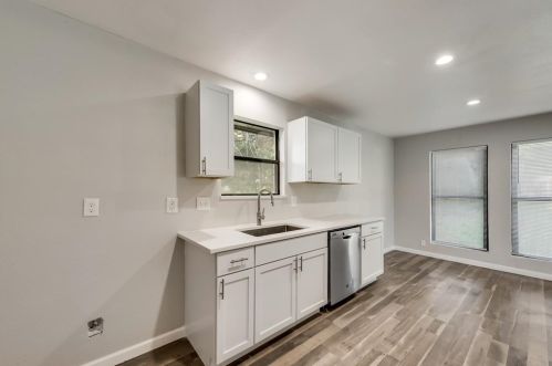 2634 Cypress Ave, Dallas TX  75227-8024 exterior