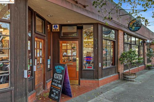 1334 Kains, Berkeley CA 94702-1016 exterior