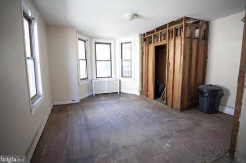 3823 Lancaster Ave, Philadelphia PA 19104-2357 exterior