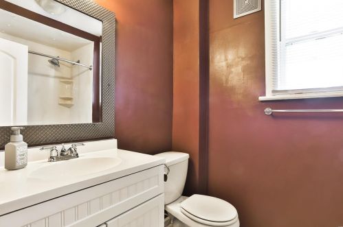 4872 Hamburg Ave, Saint Louis MO 63123-4807 exterior