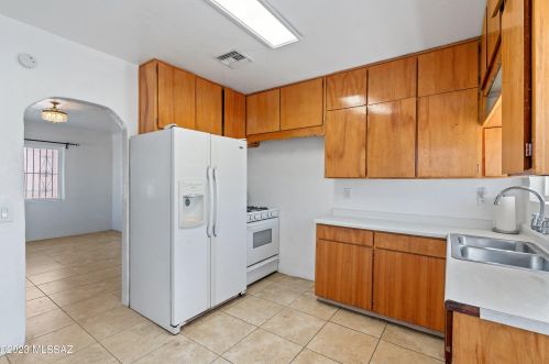 3731 Lundy Ave, Tucson AZ  85713-6025 exterior