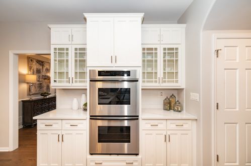 254 3rd St, Elmhurst IL  60126-2460 exterior