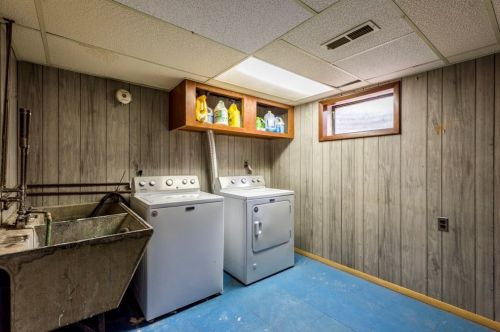 2212 Jackson St, Waukegan IL 60085-5443 exterior