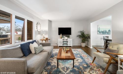 4147 Keeler Ave, Chicago, IL 60641-2576