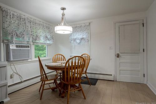 9 Pne Dr, Windsor CT 06095-3531 exterior