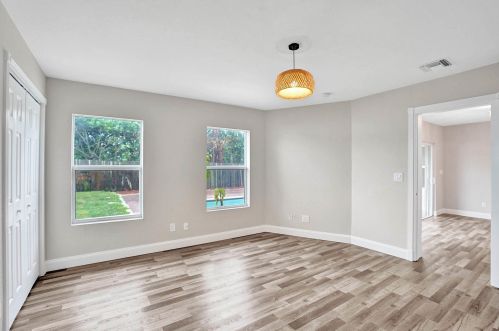 277 12th St, Boca Raton FL  33432-7170 exterior