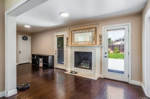 805 Un Ave, Fullerton CA 92831-2734 exterior