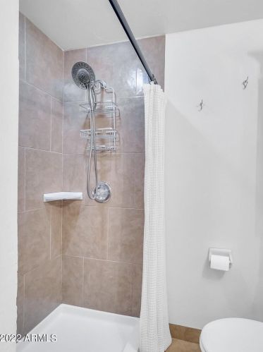 3417 Claire Dr, Phoenix AZ 85032-4932 exterior