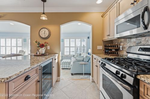 841 Main Ave, Point Pleasant Beach NJ  08742-5355 exterior