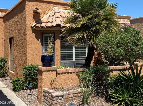 10830 11th St, Phoenix, AZ 85020-5800