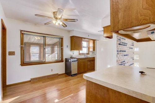 3572 77 St, Milwaukee WI 53220-1144 exterior