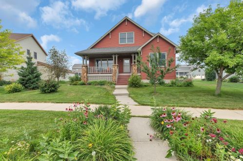 1024 Celebration Cir, Sartell, MN 56377-4547