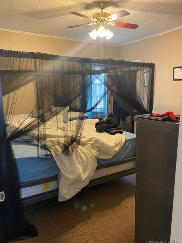 449 Stanley St, New Britain CT 06053-2440 exterior