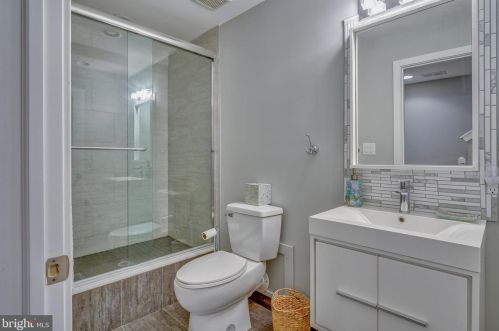 1333 2nd St, Philadelphia PA 19122-0033 exterior