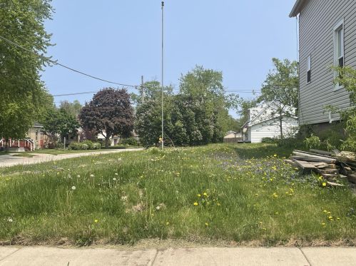 2905 97th St, Sturtevant, WI 53177-2417