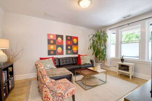 3519 Ravenswood Ave, Chicago IL 60640-4409 exterior