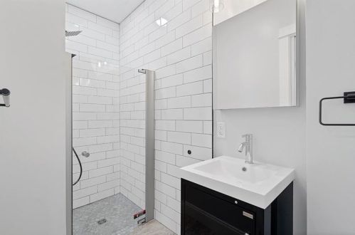 1714 Buena Vis St, Pittsburgh PA 15212-3927 exterior