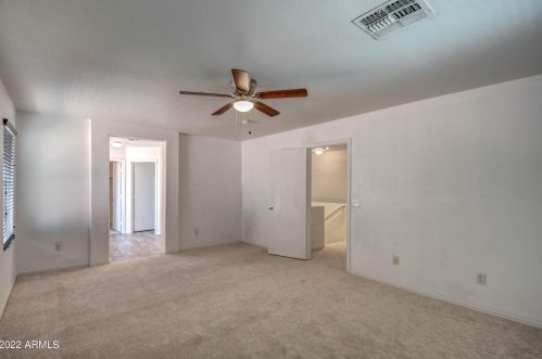 5912 Albeniz Pl, Phoenix AZ 85043-1973 exterior