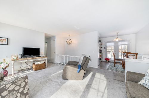 1293 Timber Oaks Ct, Plainwell, MI 49080-1917