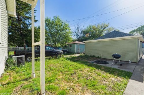 4622 38th St, Milwaukee WI  53221-2014 exterior