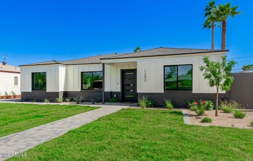 1253 Cambridge Ave, Phoenix AZ  85006-1102 exterior