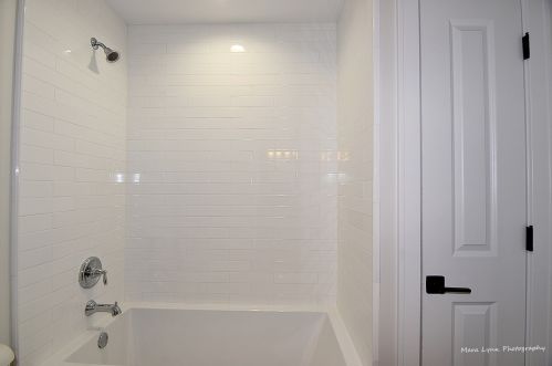 385 Berkley Ave, Elmhurst IL 60126-3167 exterior